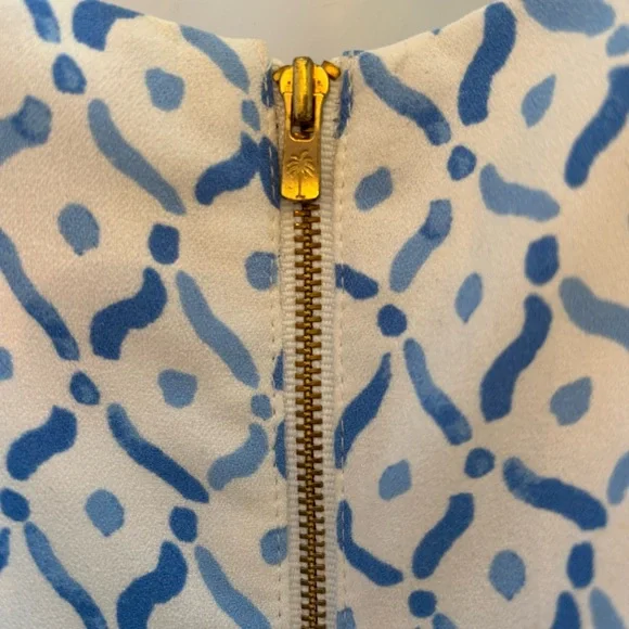 Lilly Pulitzer Sandra Blue and White Jumpsuit Romper, Size 6 - Picture 3 of 9